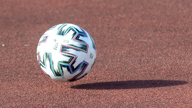 曾助埃弗顿 曾助埃弗顿